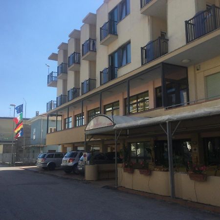Hotel Diamante Rimini Esterno foto