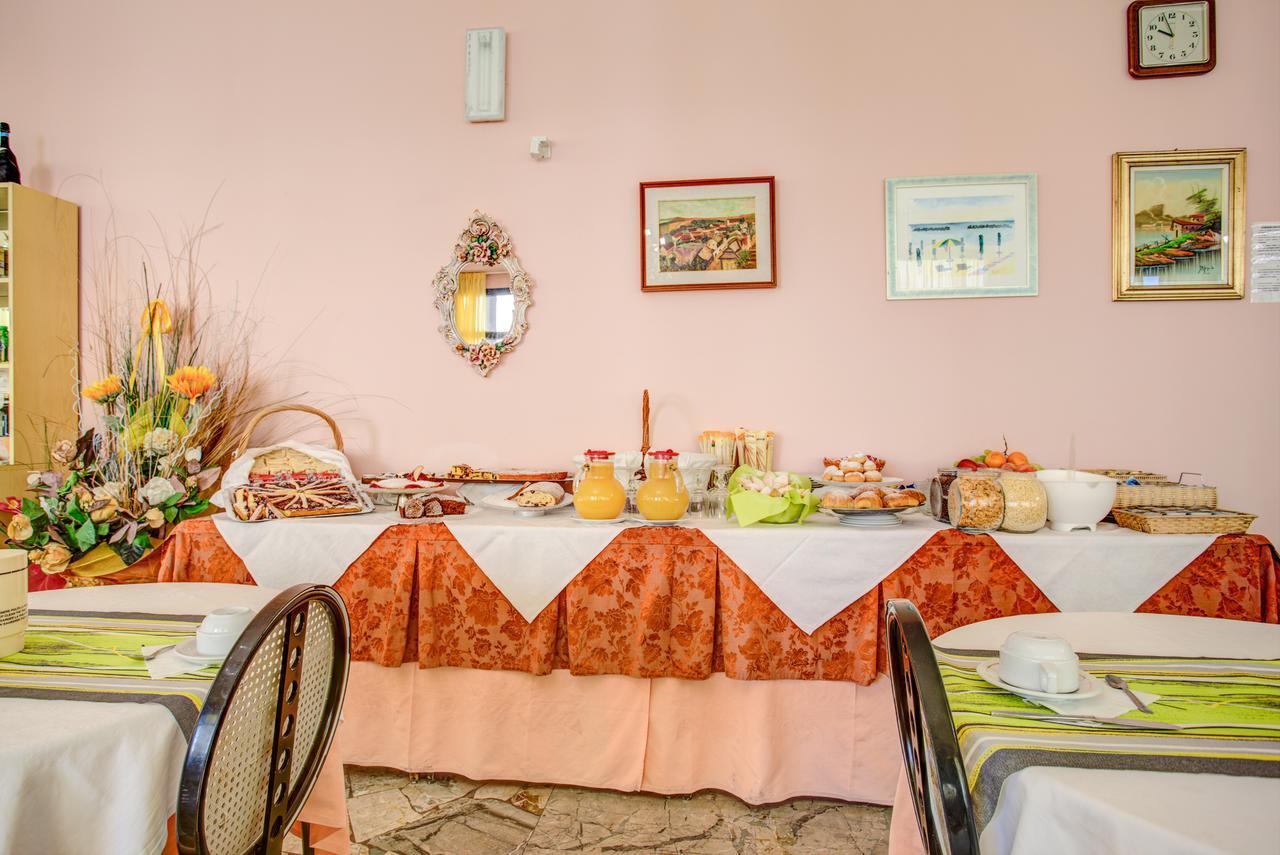 Hotel Diamante Rimini Esterno foto