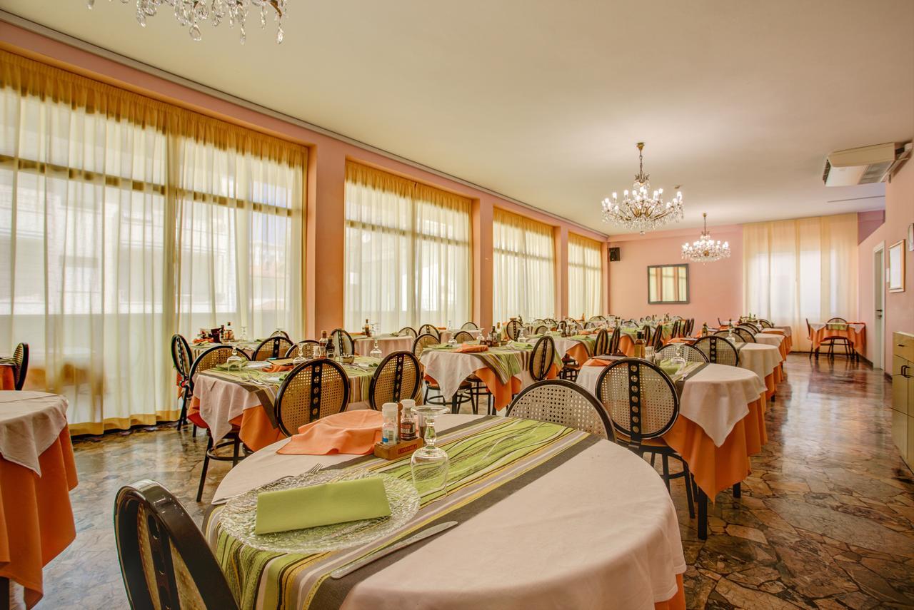 Hotel Diamante Rimini Esterno foto