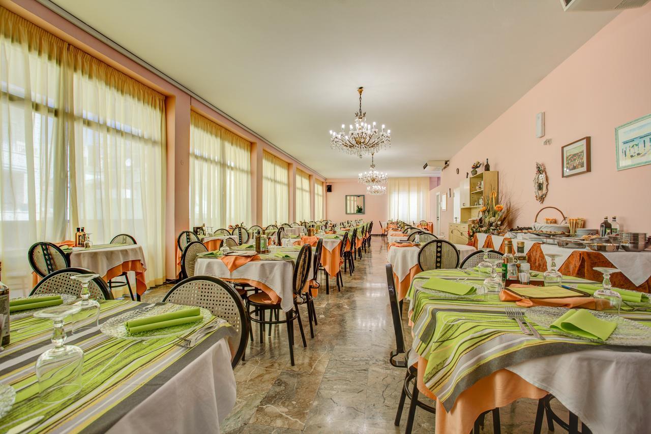 Hotel Diamante Rimini Esterno foto