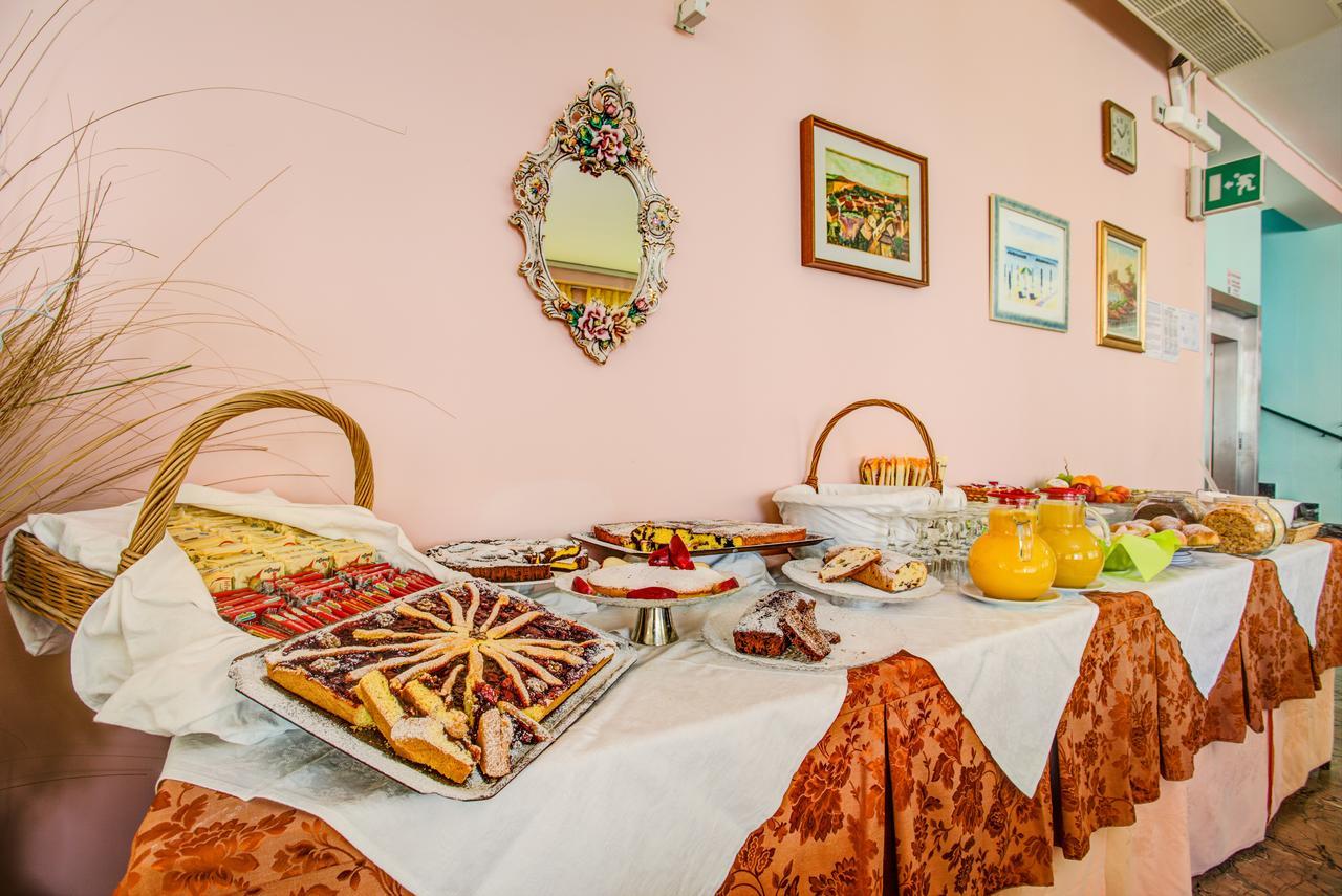 Hotel Diamante Rimini Esterno foto