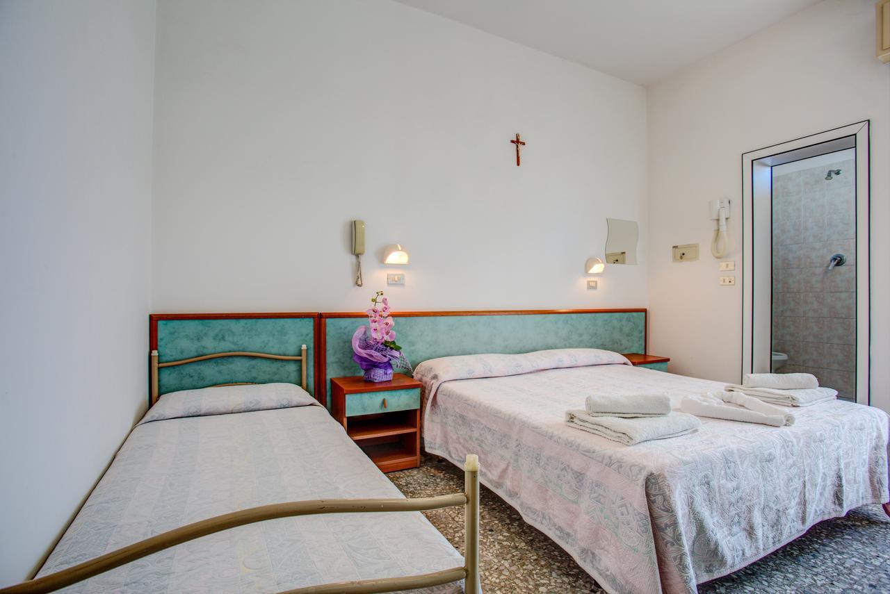 Hotel Diamante Rimini Esterno foto