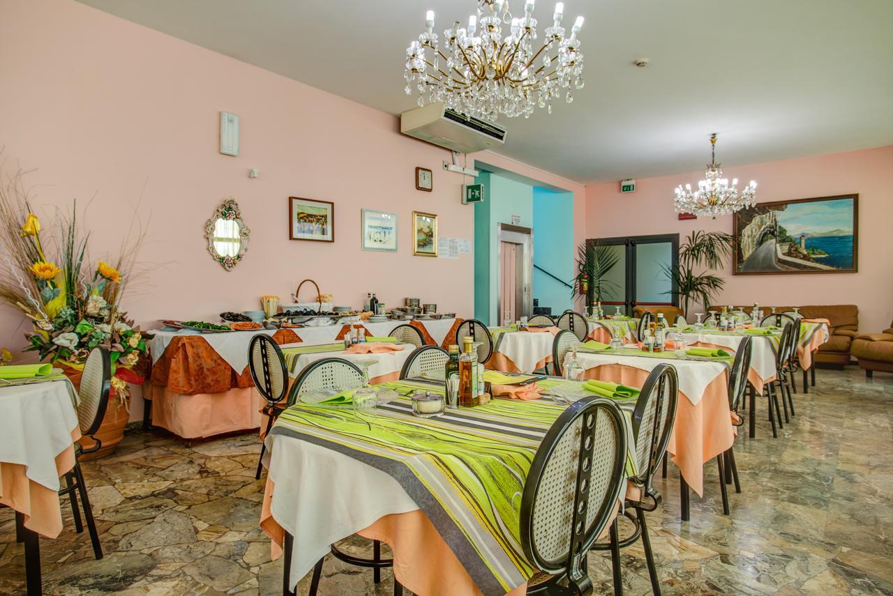 Hotel Diamante Rimini Esterno foto