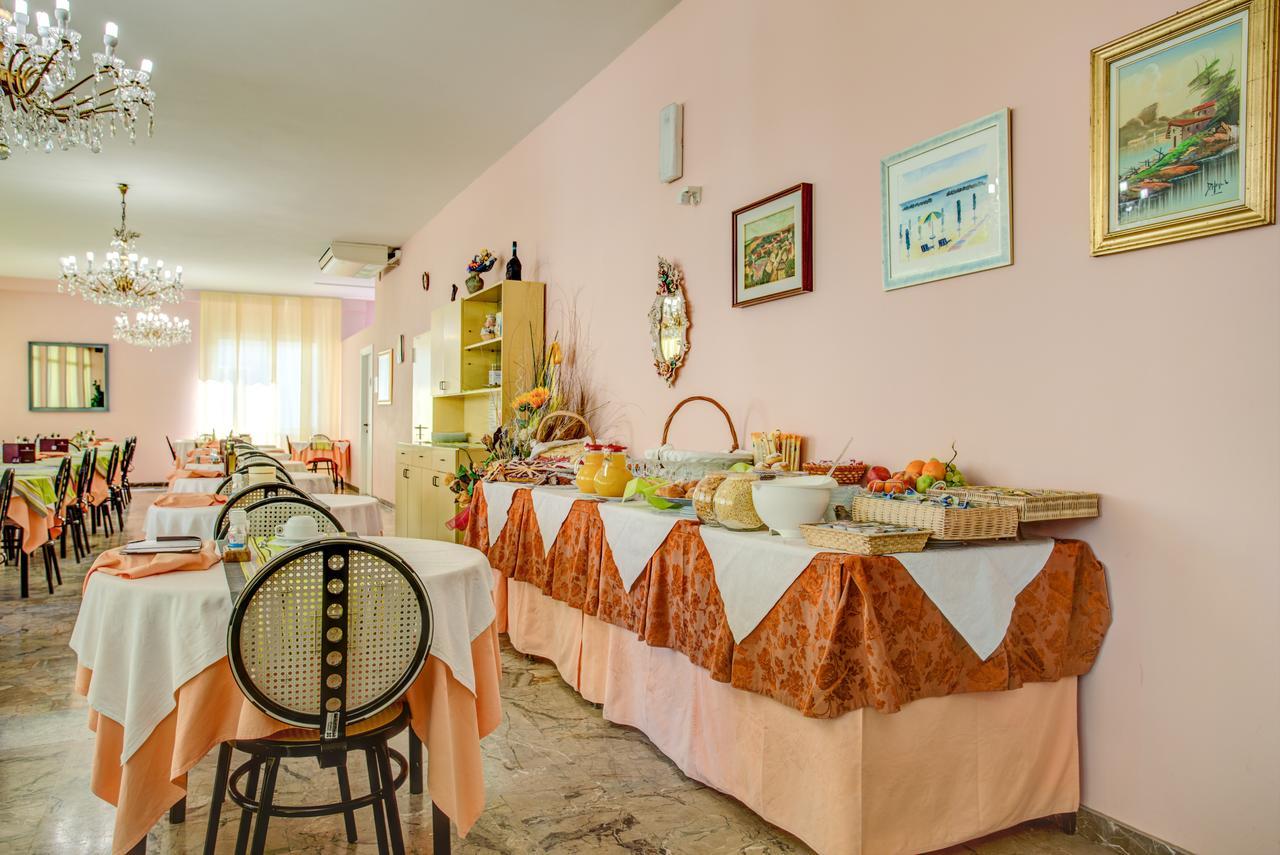 Hotel Diamante Rimini Esterno foto