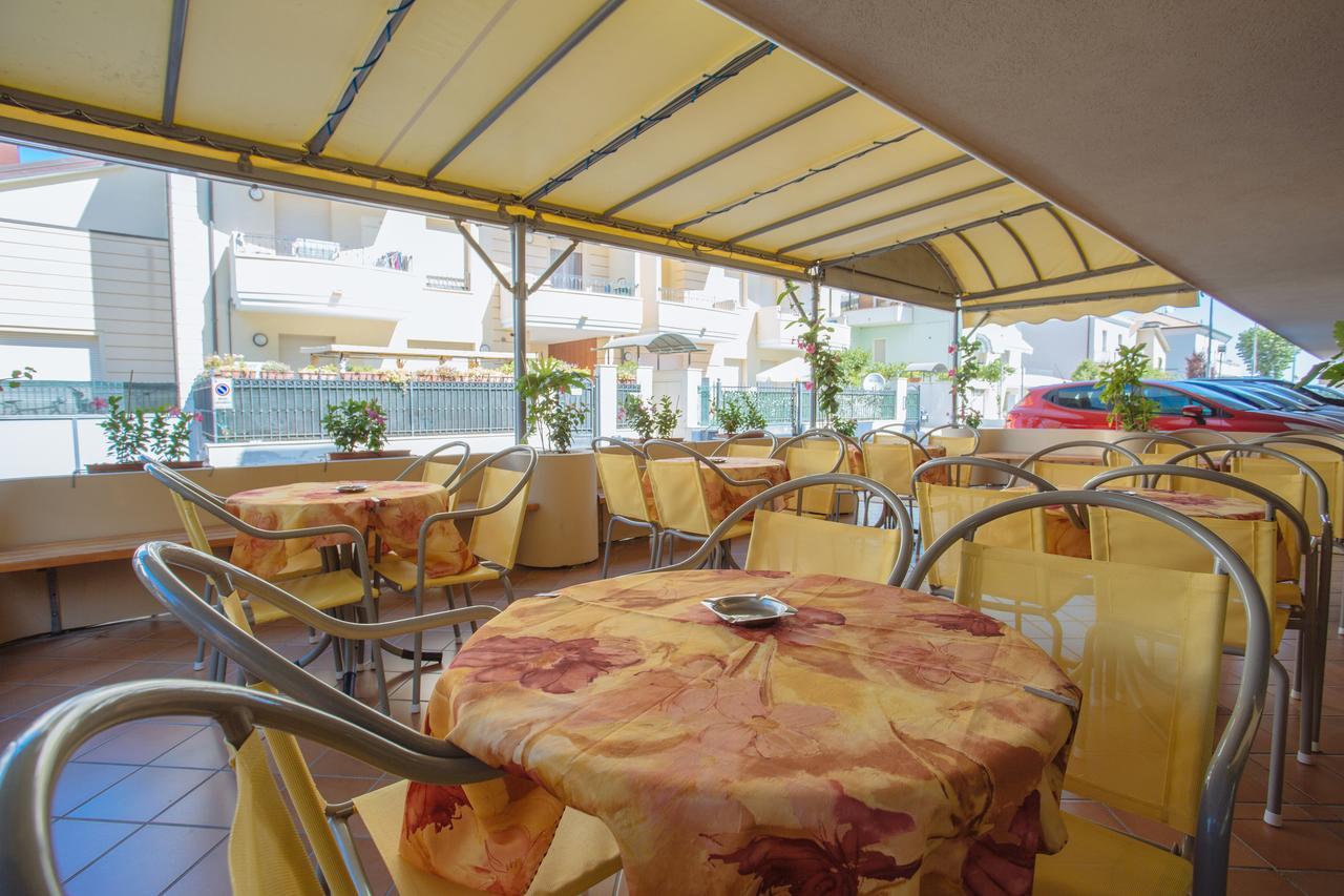 Hotel Diamante Rimini Esterno foto